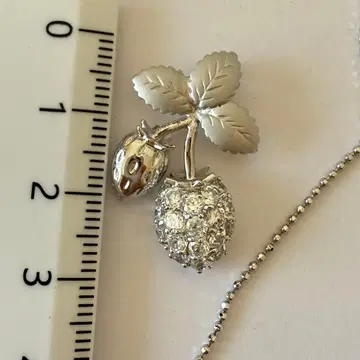 실버925 이치고 모티브 목걸이