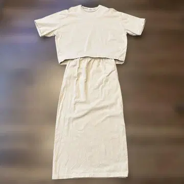 Mila Owen 베이지 셋업 사이즈 1