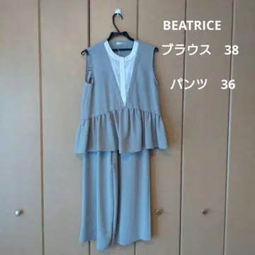 BEATRICE 슬리브리스 티셔츠 세트 사이즈 38/36