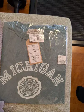 REMI RELIEF 티셔츠 데미지 가공 프리 사이즈