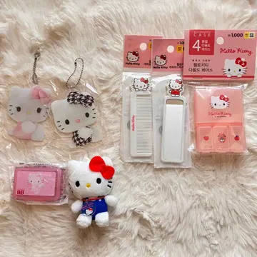 [ 익명 배송 ] 헬로키티 5종 세트 키링 봉제 인형 빗 케이스
