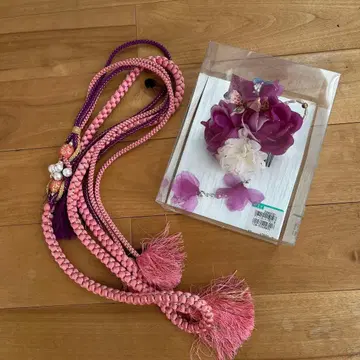 핑크 보라색 펄 장식 허리띠와 헤어 부품