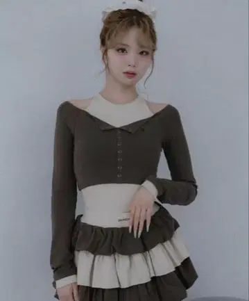 택 포함 새상품 Darich 다리치 오프숄더 레이어드 리브 상의