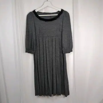 [택 포함 새상품] 2 스트로베리 필드 차콜 그레이 정가 2만 3천엔