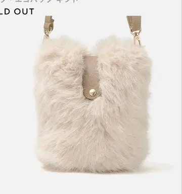 [ 새상품 ] Faviora 폭스풍 에코 퍼 숄더백