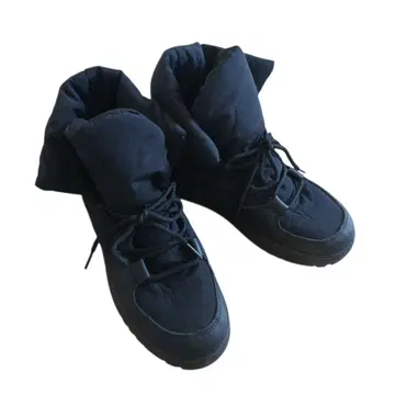 스노우 부츠 라이크 블랙 나일론 쿠션 스니커즈 블랙