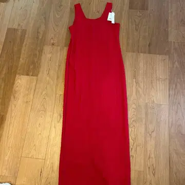 새상품 택 포함 VACANCY 빨간색 니트 롱 원피스 슬리브리스