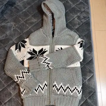 AZUL BY MOUSSY 후드 부착 속기모 후드티