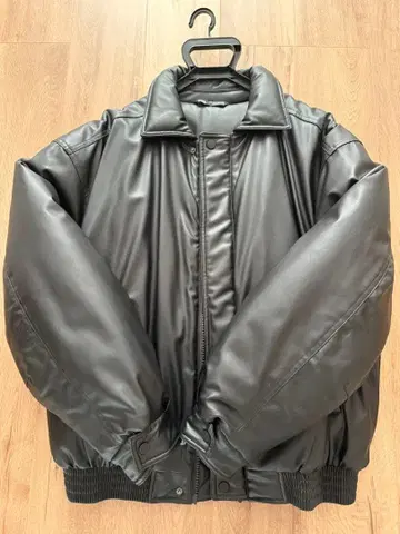 ZARA 가죽 자켓 M