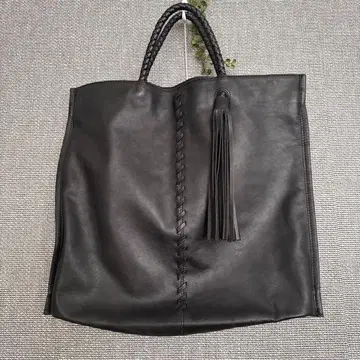 ear PAPILLONNER 태슬 토트 숄더백 2WAY