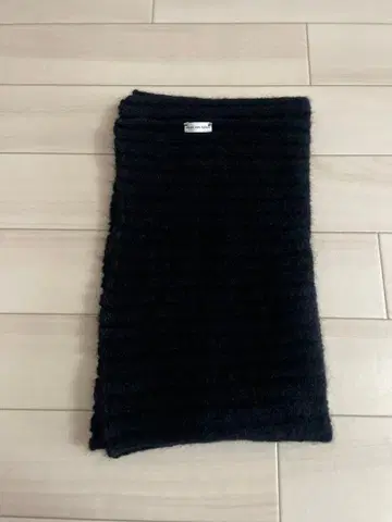 DRIES VAN NOTEN 블랙 넥워머 머플러