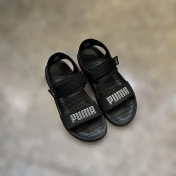 PUMA 블랙 스포츠 샌들
