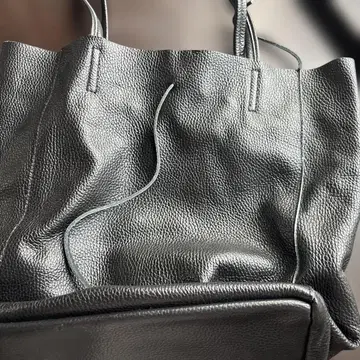 페레 본사 천연 가죽 블랙 토트백 이탈리아제