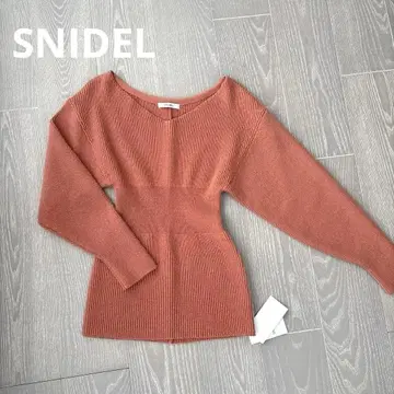 [ 택 포함 ] SNIDEL 스타일업 리브 니트