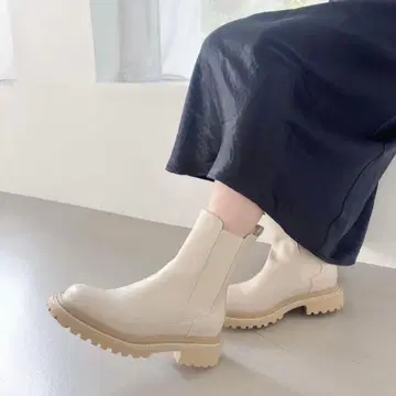 [ 미사용 ] ORientalTRaffic 통굽 첼시 부츠 화이트