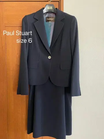 폴 스튜어트 네이비 스커트 수트 사이즈 6