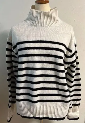 UNITED ARROWS 스트라이프 터틀넥 스웨터 FREE