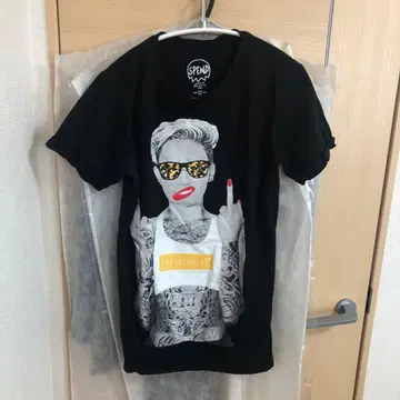 SPEND 그래픽 프린트 T셔츠 M 사이즈
