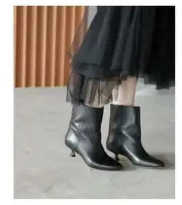 새상품급 SLOBE IENA 가죽 숏부츠 블랙