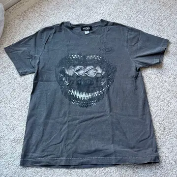 XG GR8 그레이 셔츠 M 사이즈