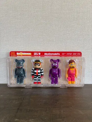 BE@RBRICK 고질라 맥도날드 4체 세트