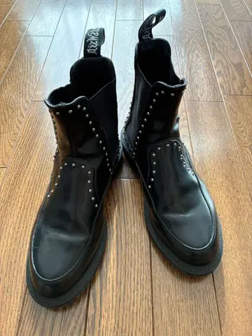 닥터마틴 스터드 사이드 고어 부츠 컨디션 최상