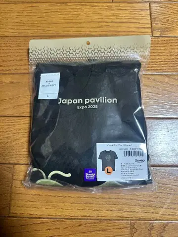 만박 헬로키티 모키티 T셔츠 L사이즈 Japan pavilion