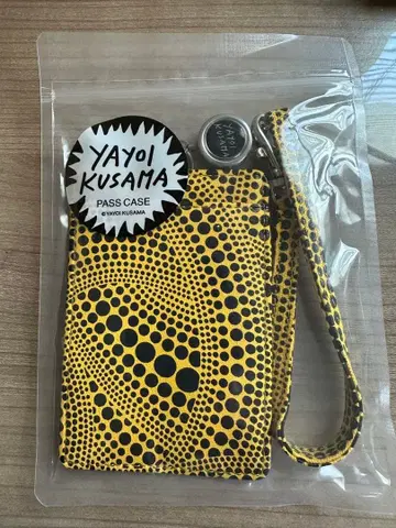 쿠사마 야요이 패스 케이스 미사용 미개봉