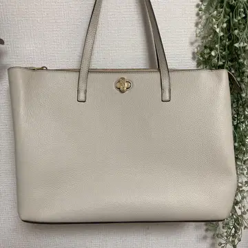 FURLA 아이보리 가죽 토트백