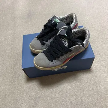 푸마 스케이트 보드화 타입 검 콜라보