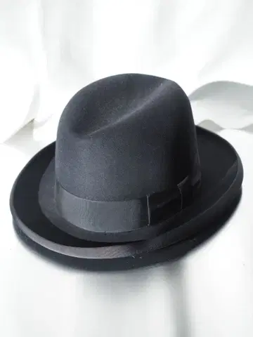 스텟슨 둘레 53cm