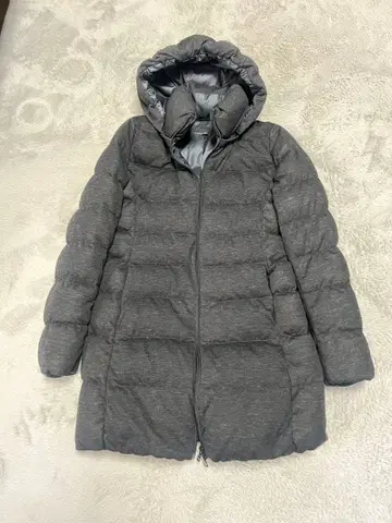 유니클로 후드 부착 롱 다운 코트 그레이 M 사이즈