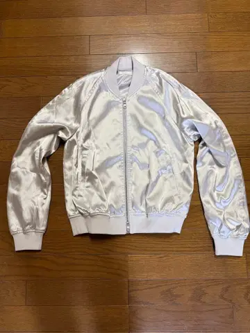 LOUNGEDRESS (라운지 드레스) 새틴 점퍼