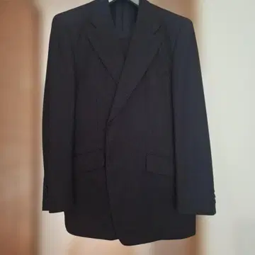 Ermenegildo Zegna 스트라이프 수트