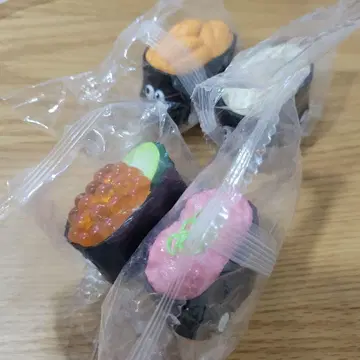 캡슐 토이 군용차 군함말이 풀백카 성게알 연어알 파대기 참치마요