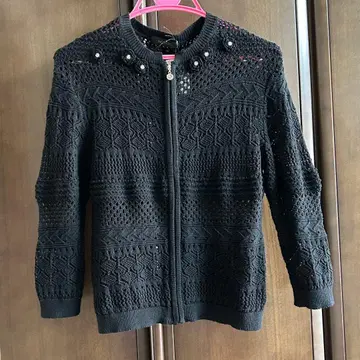 잉게보그 가디건 블랙