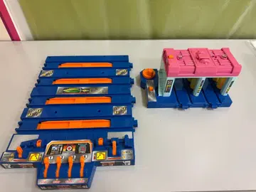 타카라토미의 프라레일 [ 커다란 기차 관리 스테이션 ] 의 일부