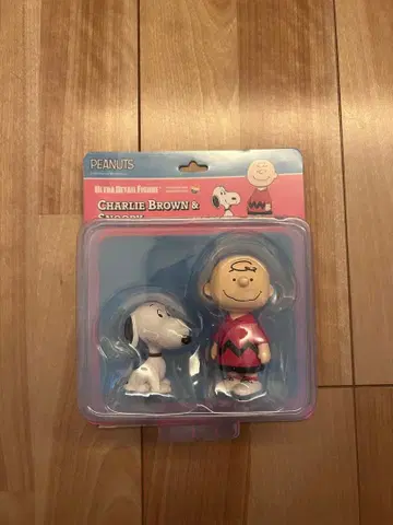 PEANUTS 찰리 브라운 & 스누피 피규어