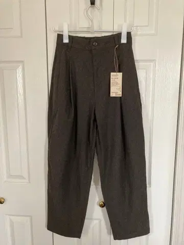 새상품 무인양품 턱 와이드 팬츠 스트레치 기모 다크 브라운 S 사이즈