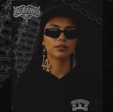 LA 로고 귀걸이 골드 (stainless)