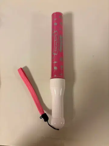 M!LK tresure 응원봉