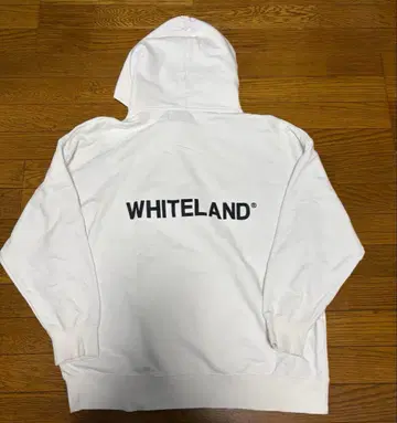WHITELAND 후드티