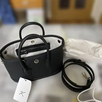 셀렉샵 K 레이저 미니 토트백 미사용 새상품