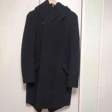 ATTACHMENT 캐시미어 혼방 더블 페이스 비버 후디드 코트