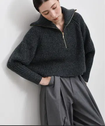 Select MOCA 긴팔 니트 멜란지 하프 지퍼 라메 니트탑