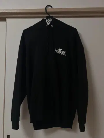 PHATRNK 블랙 후드티