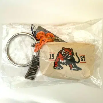 기묘한 이야기 니코앤드 콜라보 링 파우치 참 HAWKINS