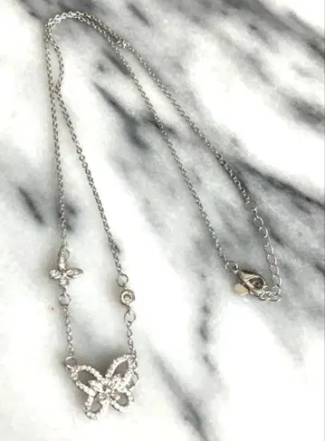 미사용 새상품 버터플라이 파피용 지르코니아 파베 메레 목걸이