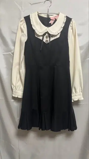 스완키스 원피스