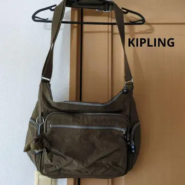 KIPLING 브라운 숄더백 지퍼 포켓 부착